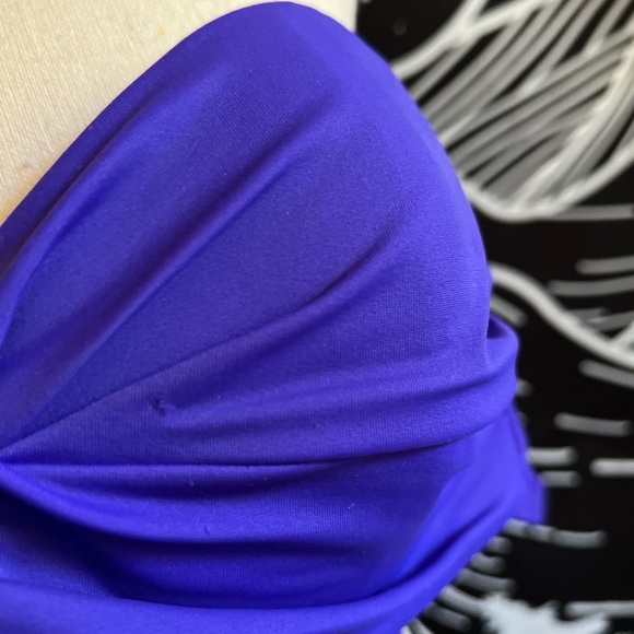 Victoria’s Secret Bikini Top Electric Purple - Picture 4 of 4